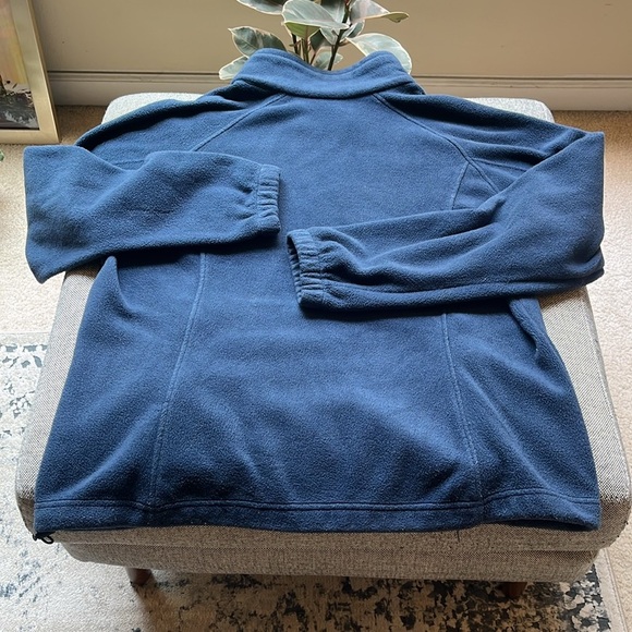 Columbia Women's Dark Teal Fleece Full
Zip Up Jacket , Size: XL - Picture 15 of 17